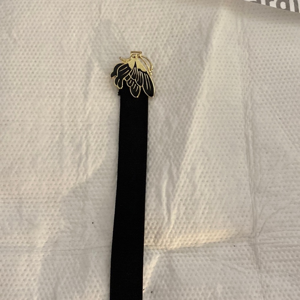 Stretchy black belt